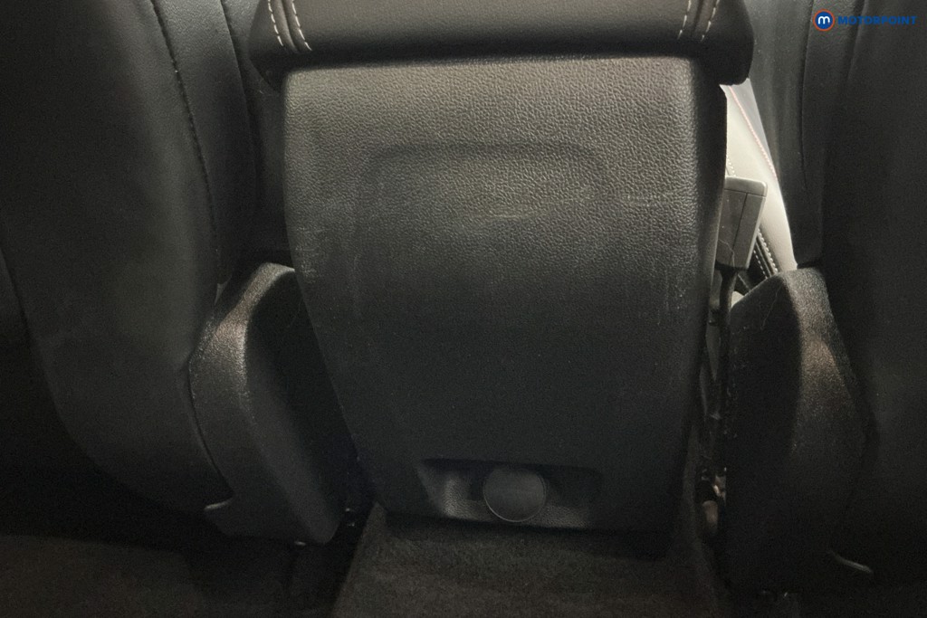 Ford Focus St-Line Vignale Automatic Diesel Hatchback - Stock Number (1612343) - 15th supplementary image