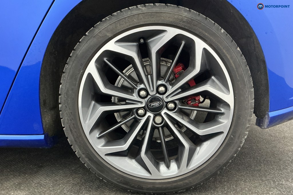 Ford Focus St-Line Vignale Automatic Diesel Hatchback - Stock Number (1612343) - 35th supplementary image