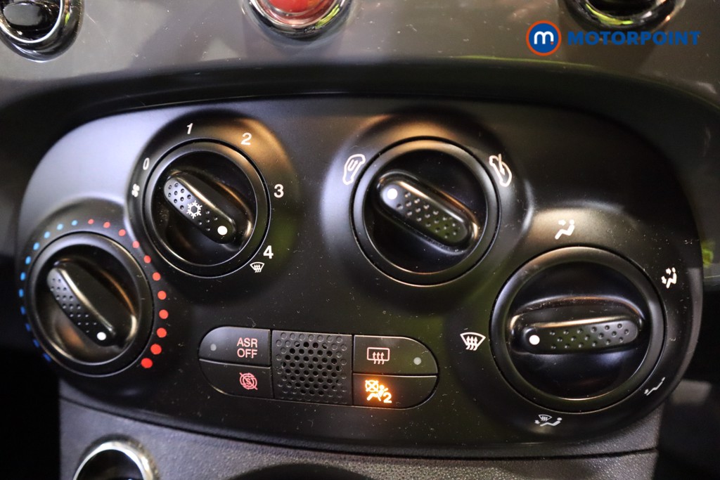 Fiat 500 Lounge Manual Petrol Hatchback - Stock Number (1612407) - 5th supplementary image