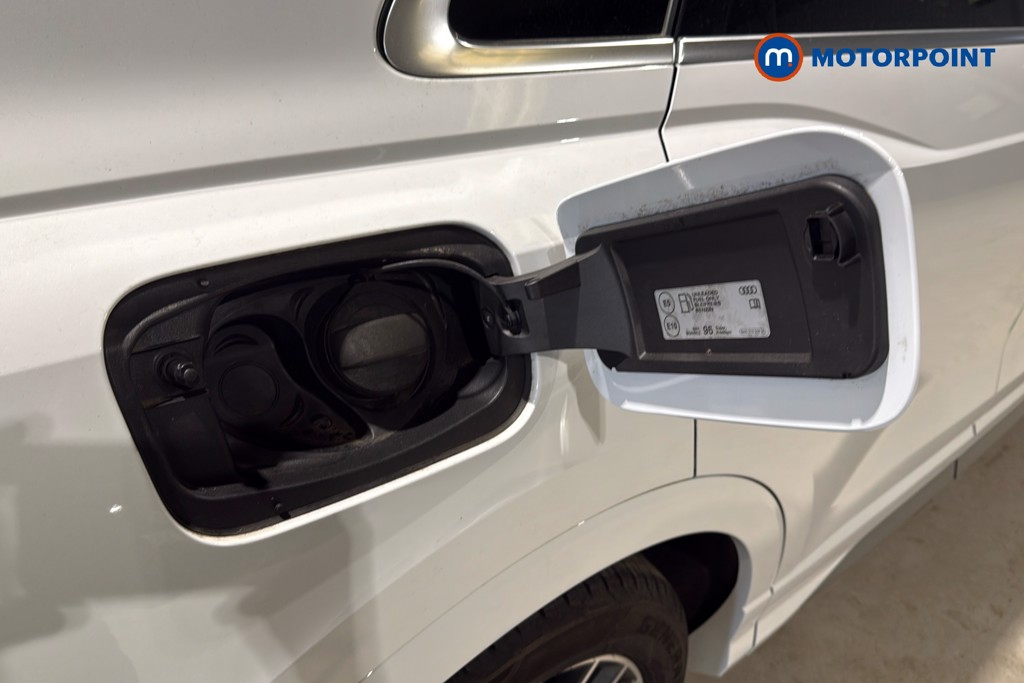 Audi Q3 S Line Manual Petrol SUV - Stock Number (1612580) - 41st supplementary image