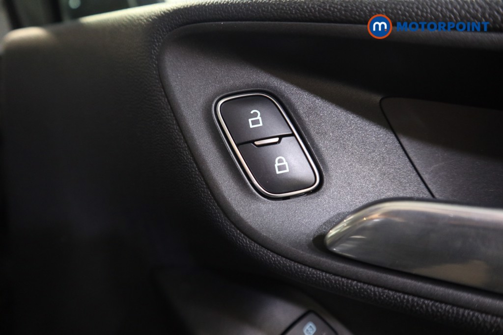 Ford Fiesta St-Line X Manual Petrol Hatchback - Stock Number (1612769) - 15th supplementary image