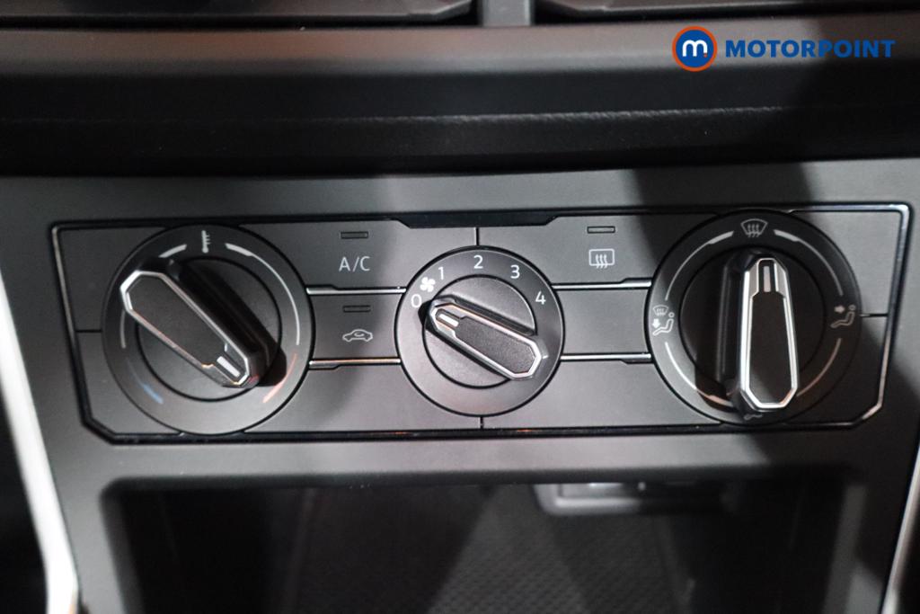 Volkswagen Polo Life Manual Petrol Hatchback - Stock Number (1614736) - 3rd supplementary image