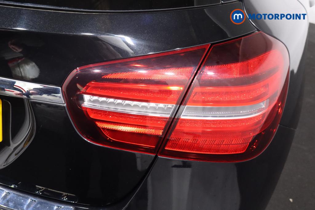 Mercedes-Benz GLA Urban Edition Manual Petrol SUV - Stock Number (1615926) - 2nd supplementary image