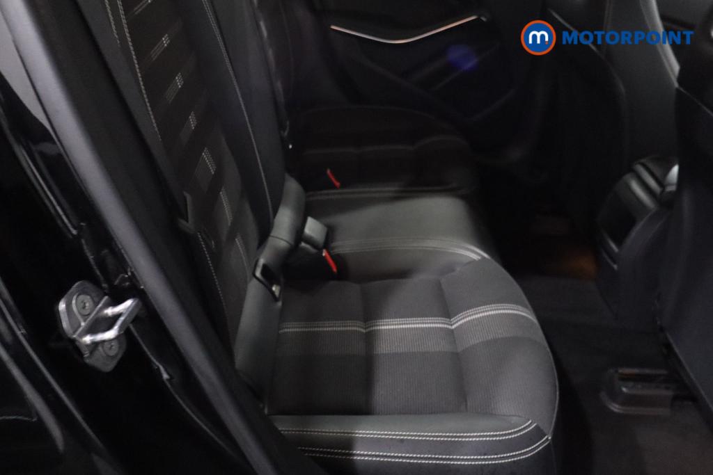 Mercedes-Benz GLA Urban Edition Manual Petrol SUV - Stock Number (1615926) - 6th supplementary image