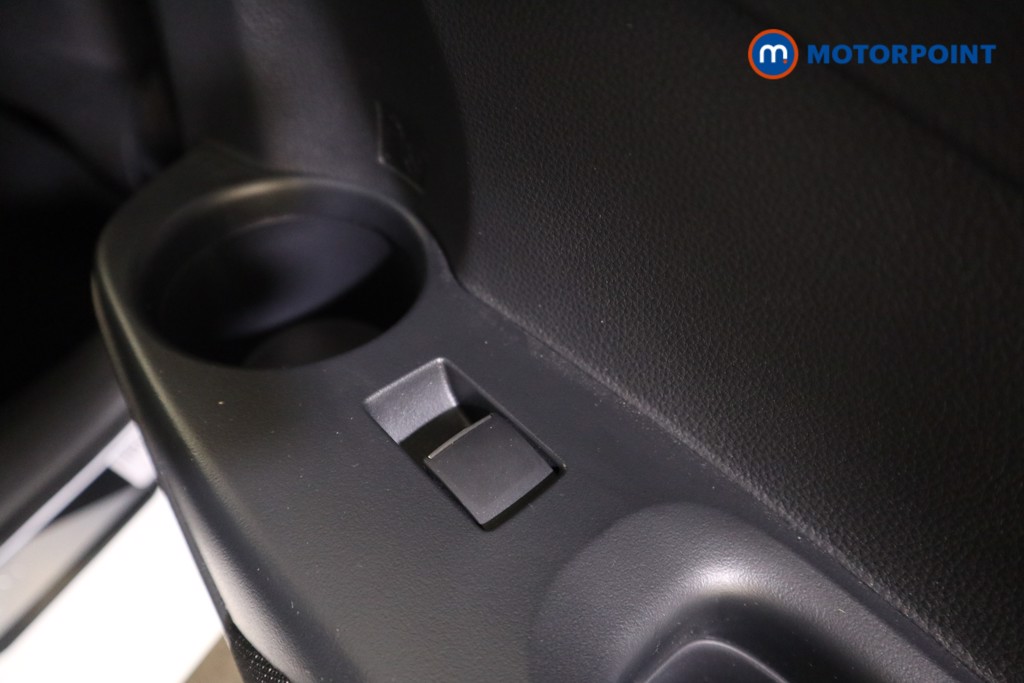 Toyota Corolla Icon Automatic Petrol-Electric Hybrid Hatchback - Stock Number (1616577) - 22nd supplementary image