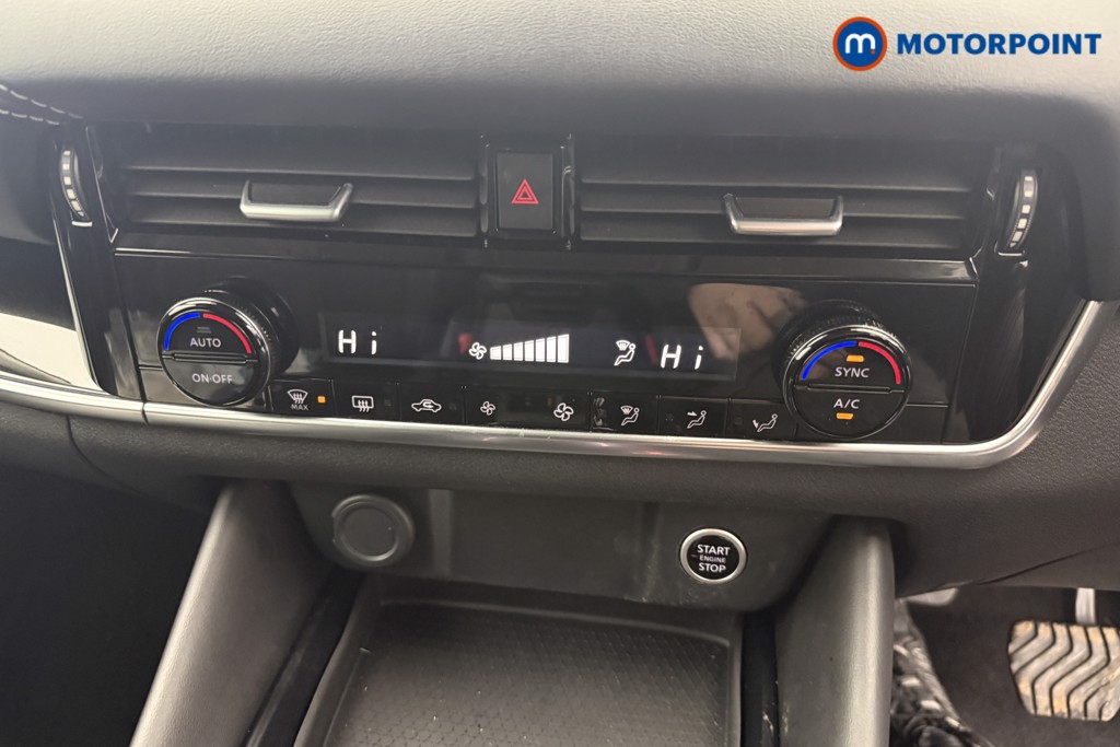 Nissan Qashqai N-Connecta Automatic Petrol SUV - Stock Number (1616751) - 5th supplementary image