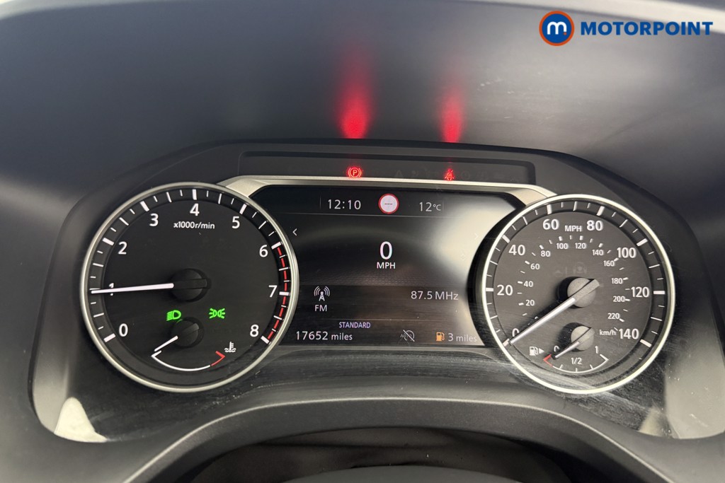 Nissan Qashqai Acenta Premium Manual Petrol SUV - Stock Number (1616753) - 4th supplementary image