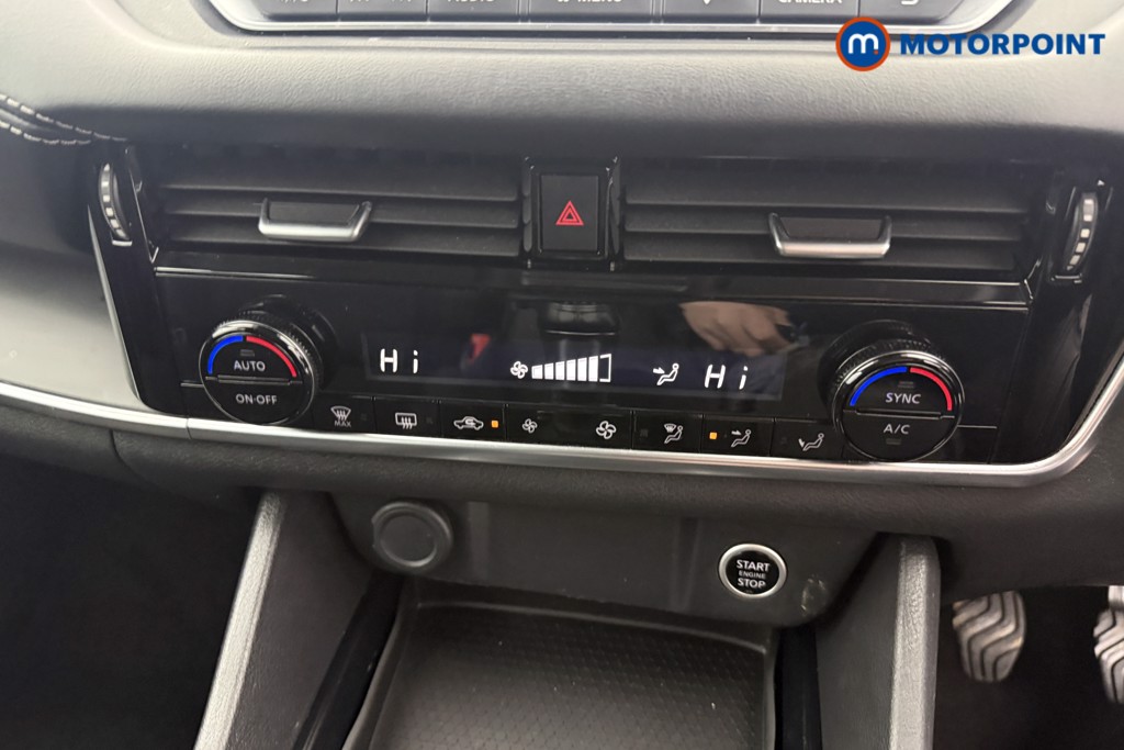 Nissan Qashqai Acenta Premium Manual Petrol SUV - Stock Number (1616753) - 11th supplementary image