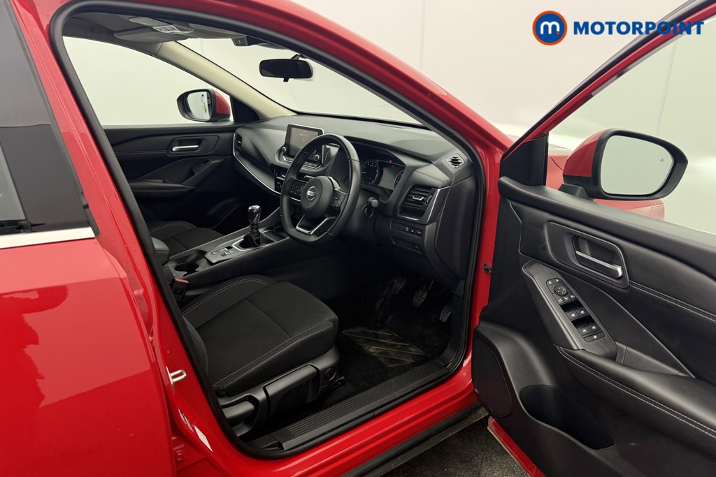 Nissan Qashqai Acenta Premium Manual Petrol SUV - Stock Number (1616753) - 1st supplementary image