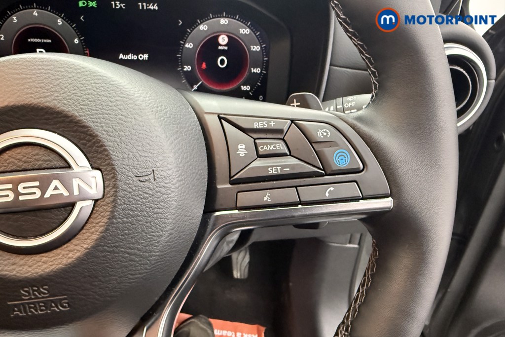 Nissan Juke Tekna Automatic Petrol SUV - Stock Number (1616800) - 13th supplementary image