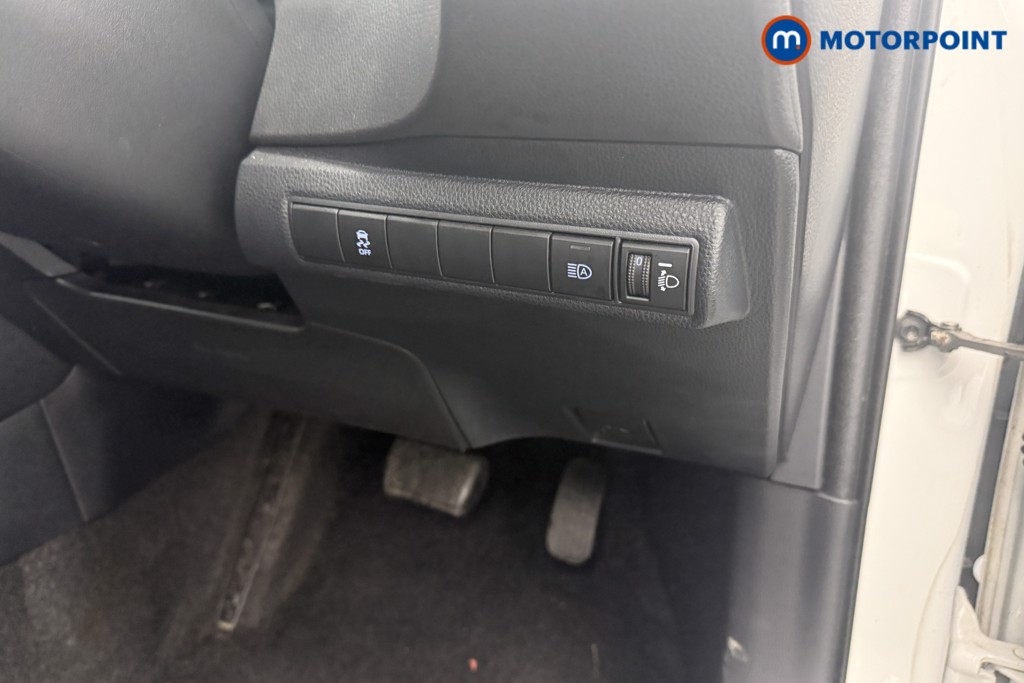 Toyota Corolla Icon Automatic Petrol-Electric Hybrid Hatchback - Stock Number (1617108) - 3rd supplementary image