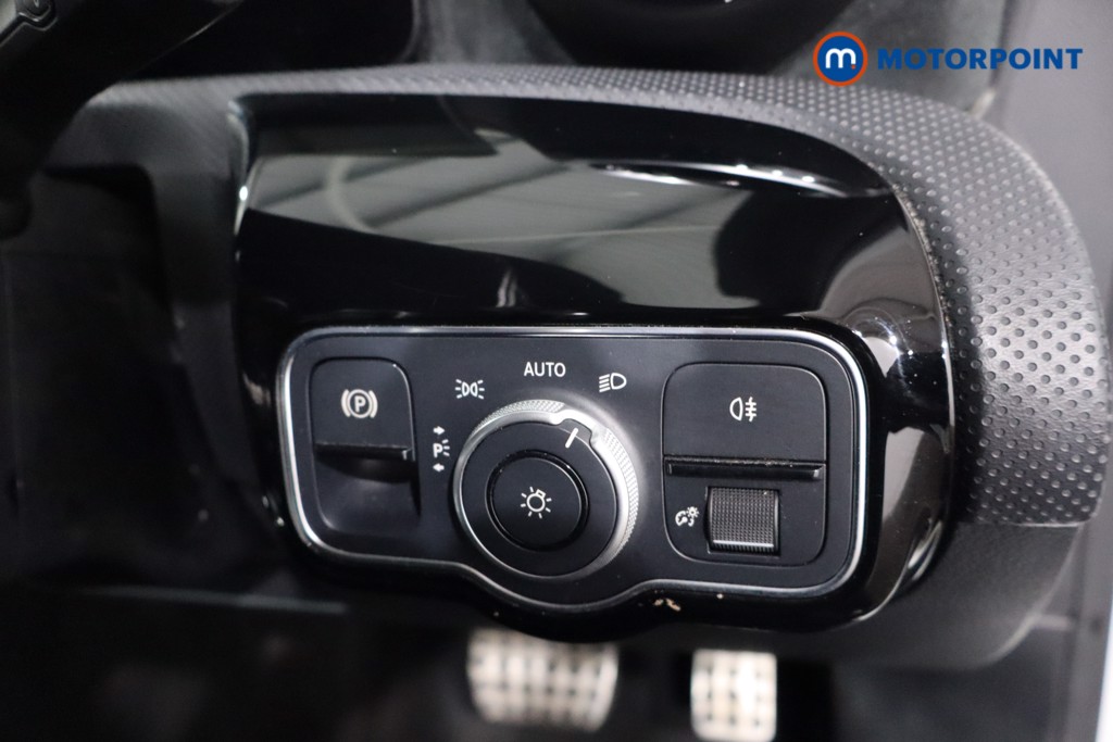 Mercedes-Benz A Class Amg Line Automatic Petrol Hatchback - Stock Number (1617411) - 17th supplementary image