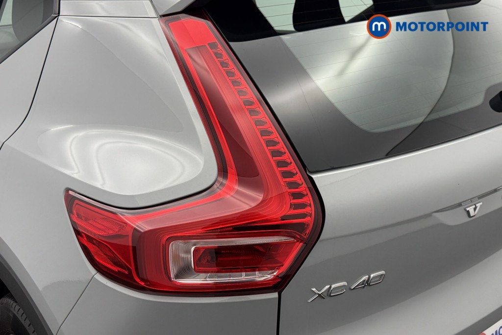 Volvo Xc40 Core Automatic Petrol SUV - Stock Number (1617478) - 7th supplementary image