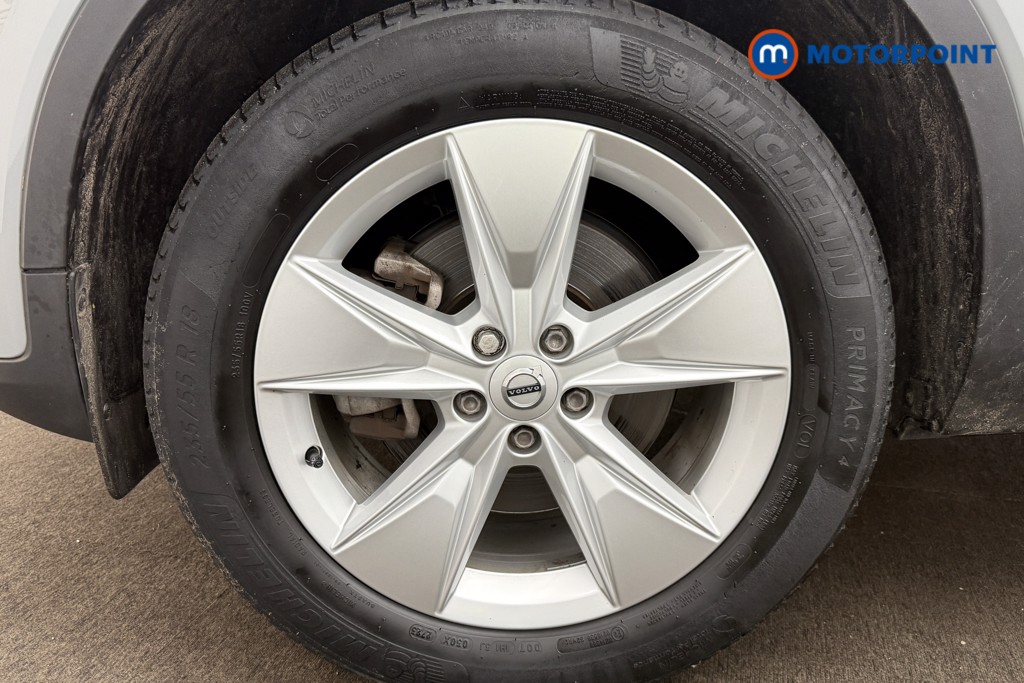 Volvo Xc40 Core Automatic Petrol SUV - Stock Number (1617478) - 1st supplementary image