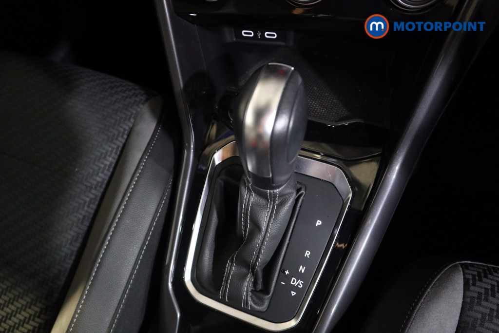 Volkswagen T-Roc R-Line Automatic Petrol SUV - Stock Number (1617618) - 10th supplementary image