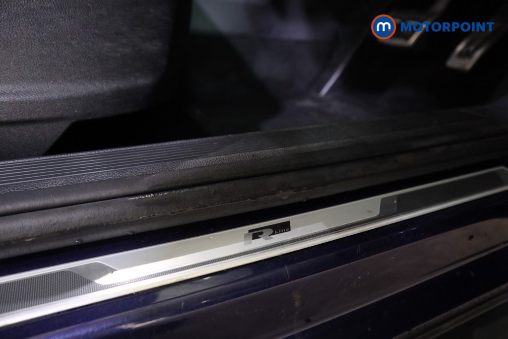 Volkswagen T-Roc R-Line Automatic Petrol SUV - Stock Number (1617618) - 16th supplementary image