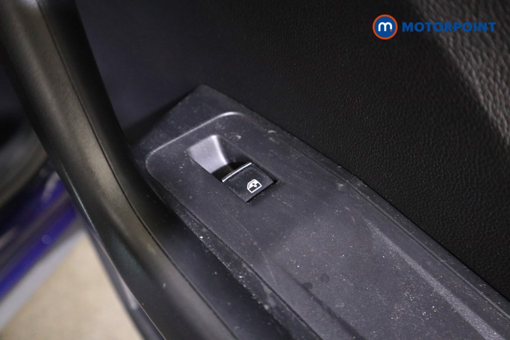 Volkswagen T-Roc R-Line Automatic Petrol SUV - Stock Number (1617618) - 23rd supplementary image