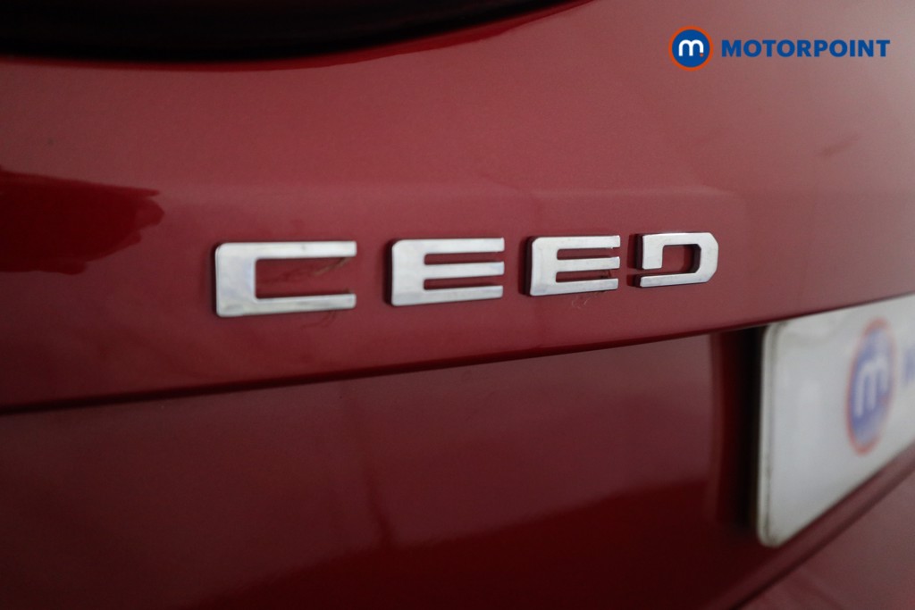 KIA Ceed First Edition Manual Petrol Hatchback - Stock Number (1617866) - 33rd supplementary image