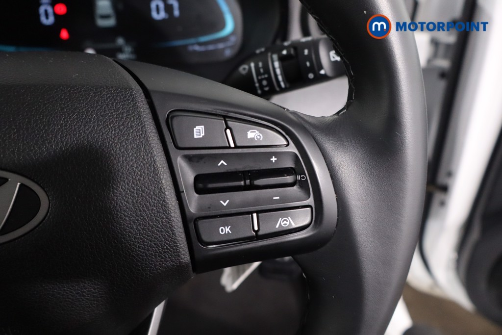 Hyundai I10 Advance Automatic Petrol Hatchback - Stock Number (1618035) - 8th supplementary image