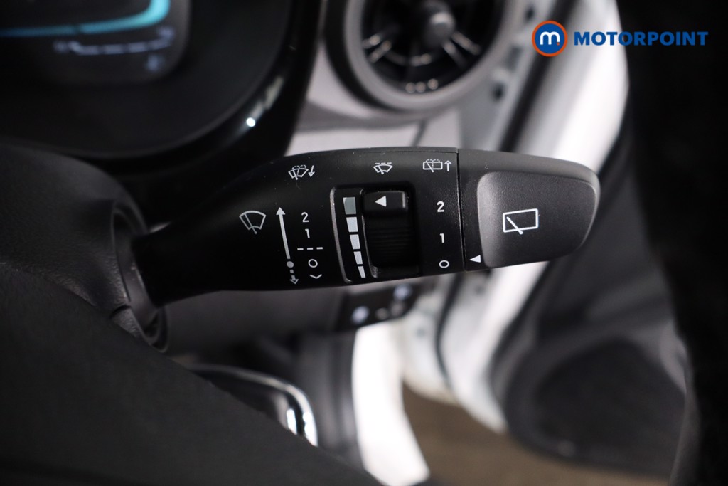 Hyundai I10 Advance Automatic Petrol Hatchback - Stock Number (1618035) - 16th supplementary image