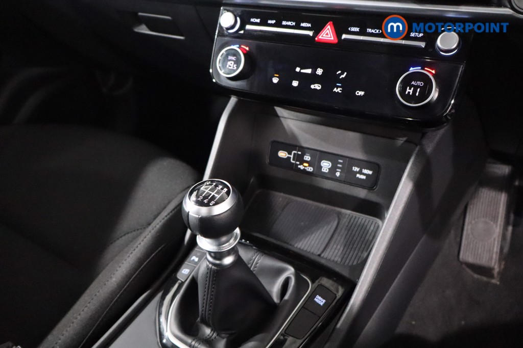 Hyundai Tucson Advance Manual Petrol SUV - Stock Number (1618257) - 17th supplementary image