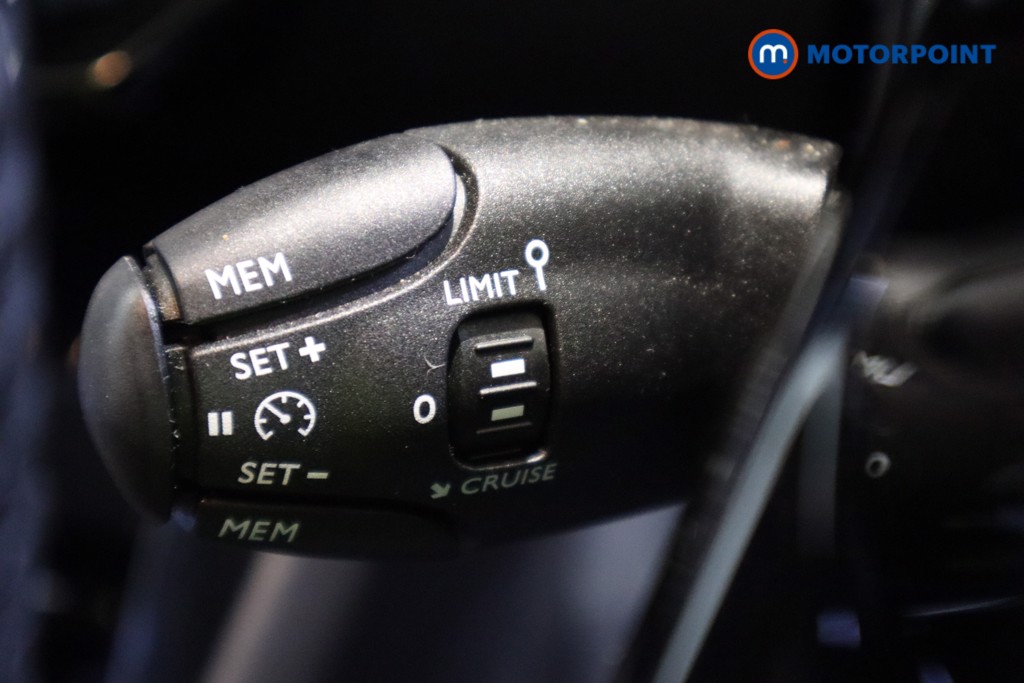Peugeot 208 Allure Manual Petrol Hatchback - Stock Number (1618501) - 14th supplementary image
