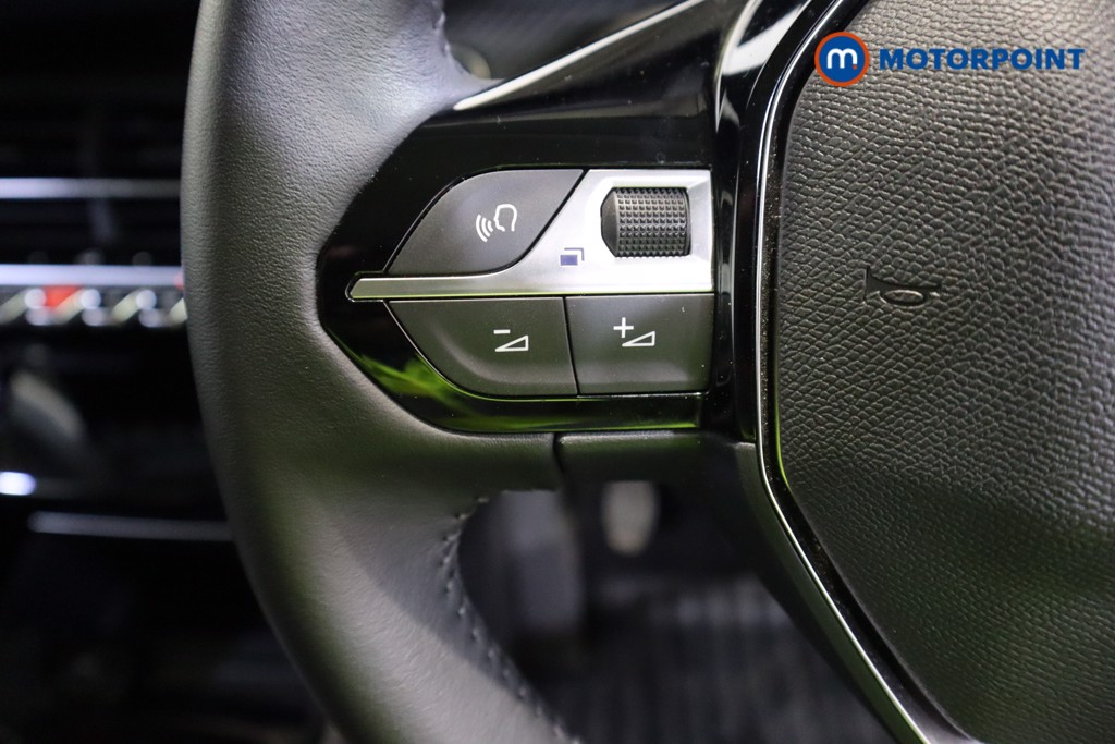 Peugeot 208 Allure Manual Petrol Hatchback - Stock Number (1618503) - 10th supplementary image