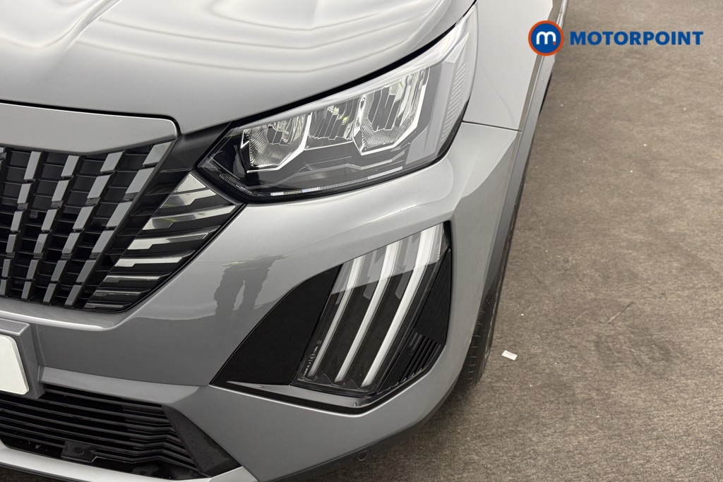 Peugeot 2008 Allure Manual Petrol SUV - Stock Number (1618505) - 6th supplementary image