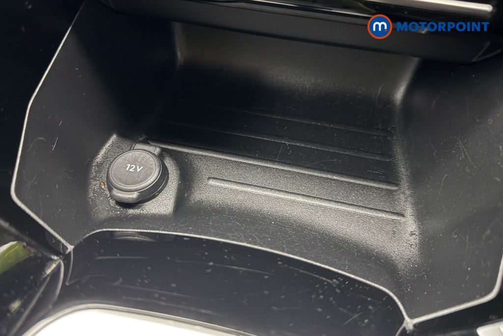 Peugeot 2008 Allure Manual Petrol SUV - Stock Number (1618505) - 29th supplementary image