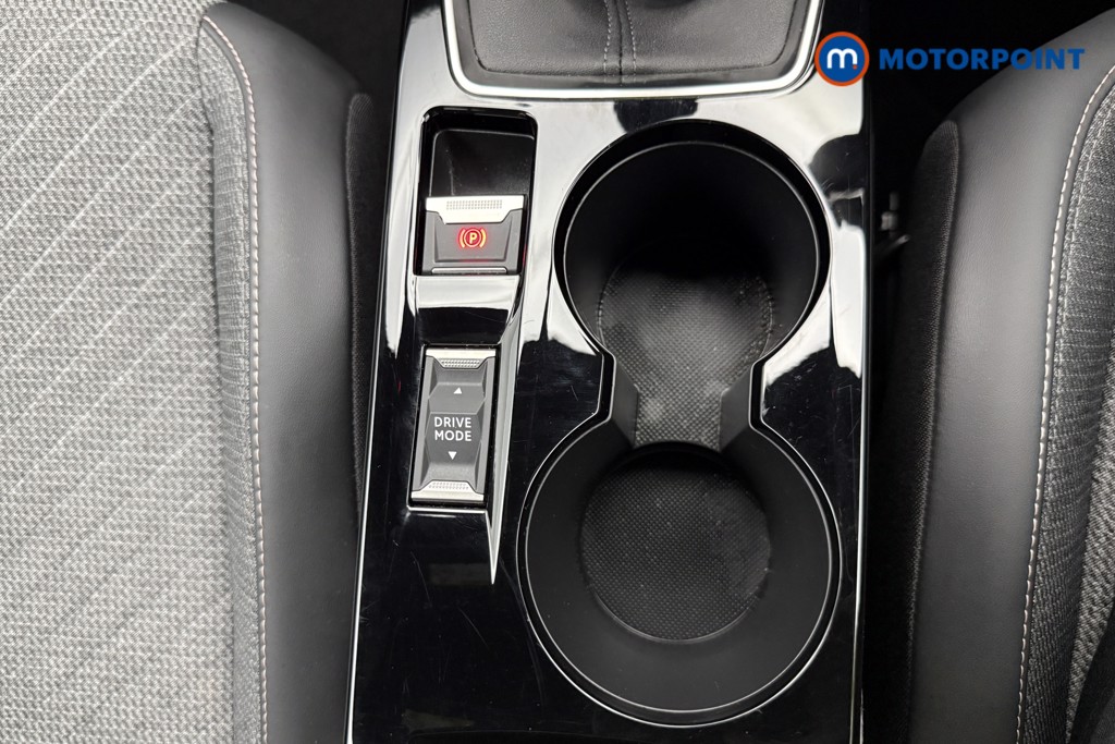 Peugeot 2008 Allure Manual Petrol SUV - Stock Number (1618505) - 31st supplementary image