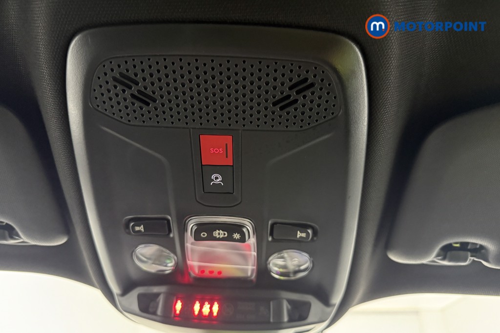 Peugeot 2008 Allure Manual Petrol SUV - Stock Number (1618505) - 32nd supplementary image