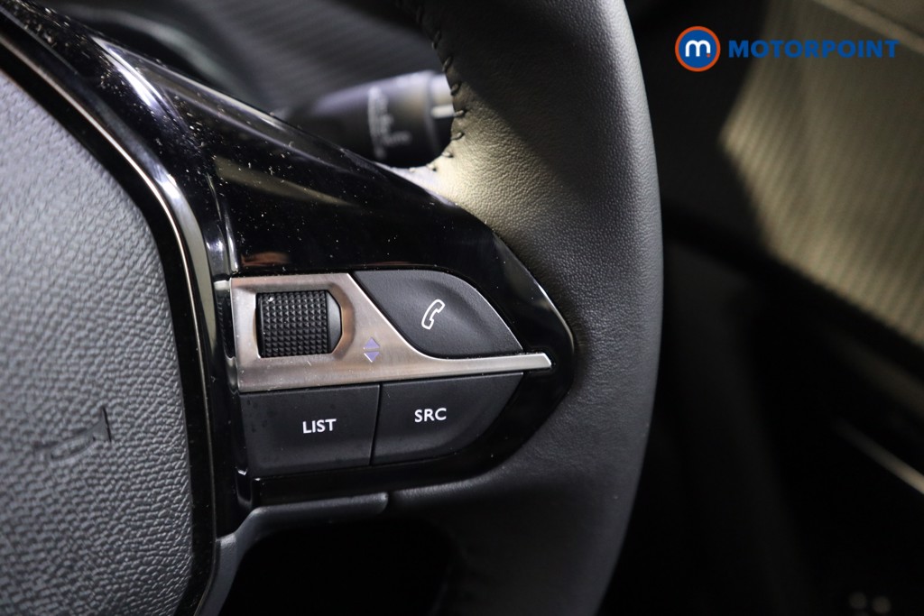 Peugeot 2008 Allure Manual Petrol SUV - Stock Number (1618528) - 4th supplementary image