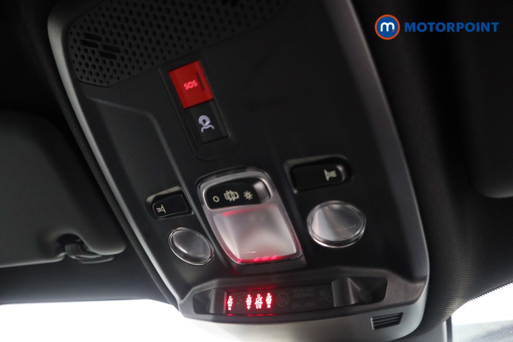 Peugeot 2008 Allure Manual Petrol SUV - Stock Number (1618528) - 14th supplementary image
