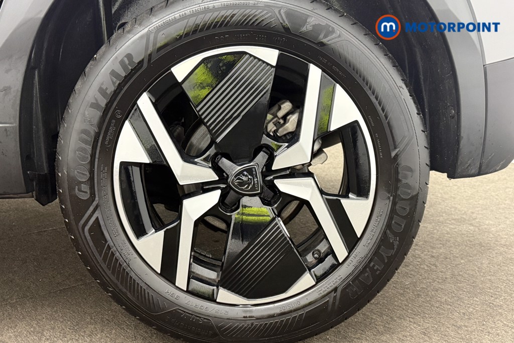 Peugeot 2008 Allure Manual Petrol SUV - Stock Number (1618968) - 2nd supplementary image