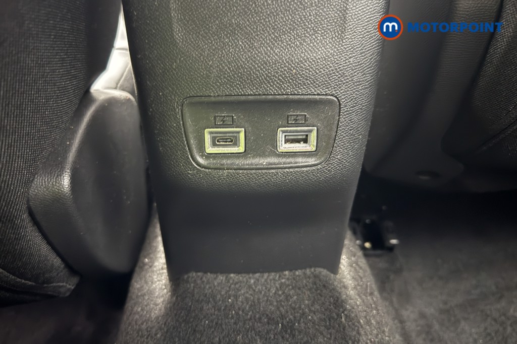 Peugeot 2008 Allure Manual Petrol SUV - Stock Number (1618968) - 13th supplementary image