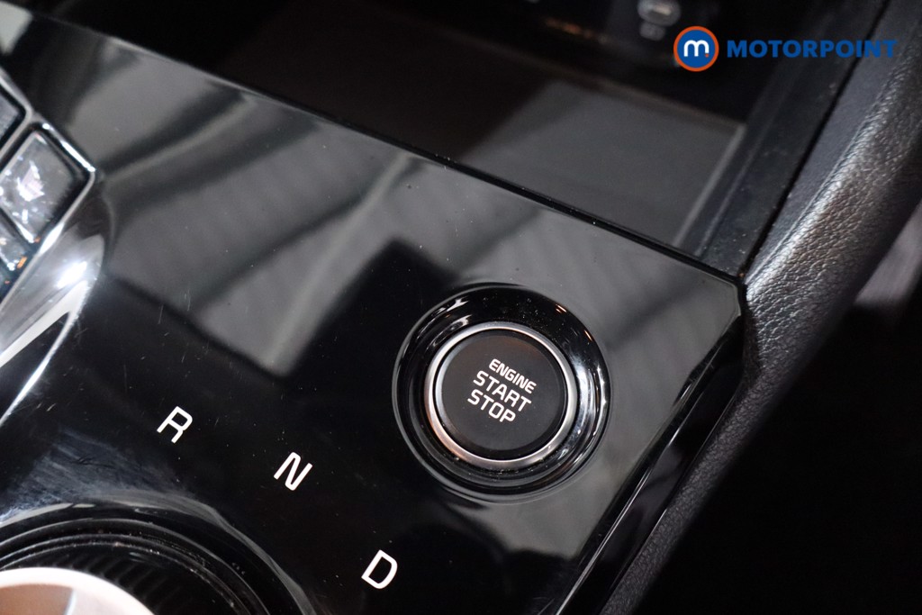 KIA Sportage 3 Automatic Petrol-Electric Hybrid SUV - Stock Number (1619069) - 16th supplementary image