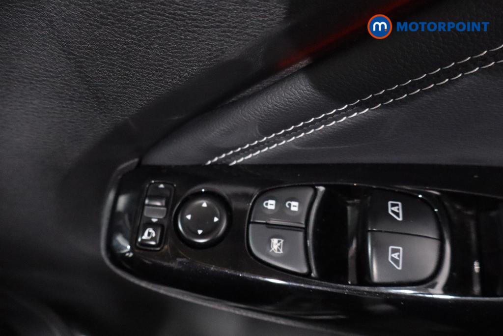 Nissan Juke Tekna Automatic Petrol SUV - Stock Number (1619222) - 12th supplementary image