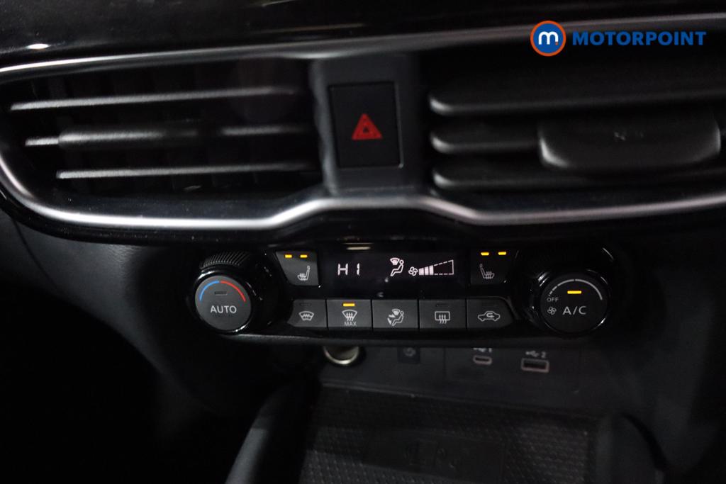 Nissan Juke Tekna Automatic Petrol SUV - Stock Number (1619222) - 19th supplementary image