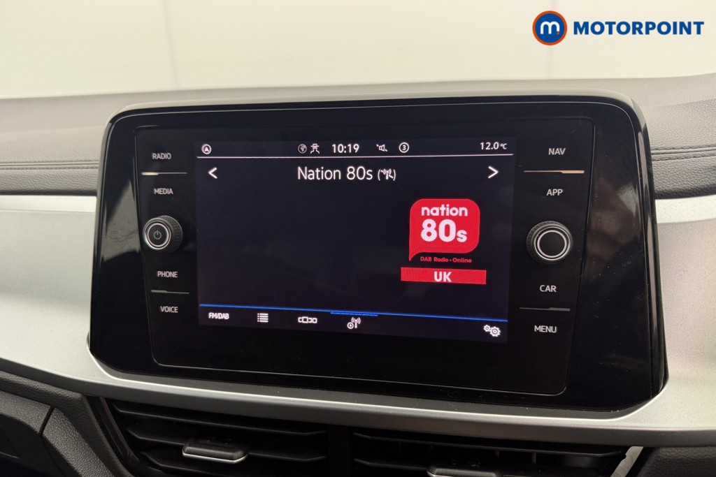 Volkswagen T-Roc Life Automatic Petrol SUV - Stock Number (1619283) - 5th supplementary image