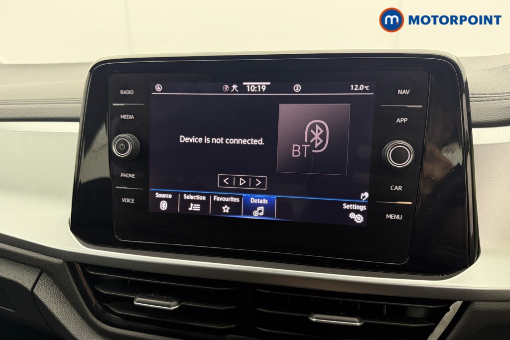 Volkswagen T-Roc Life Automatic Petrol SUV - Stock Number (1619283) - 6th supplementary image
