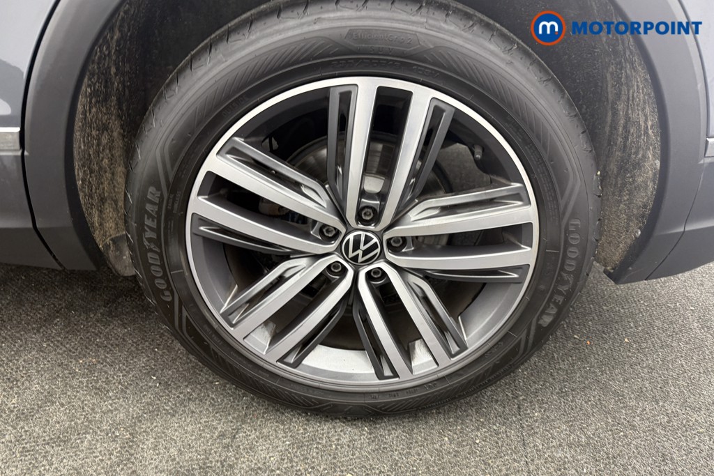 Volkswagen Tiguan Elegance Automatic Petrol SUV - Stock Number (1619357) - 27th supplementary image