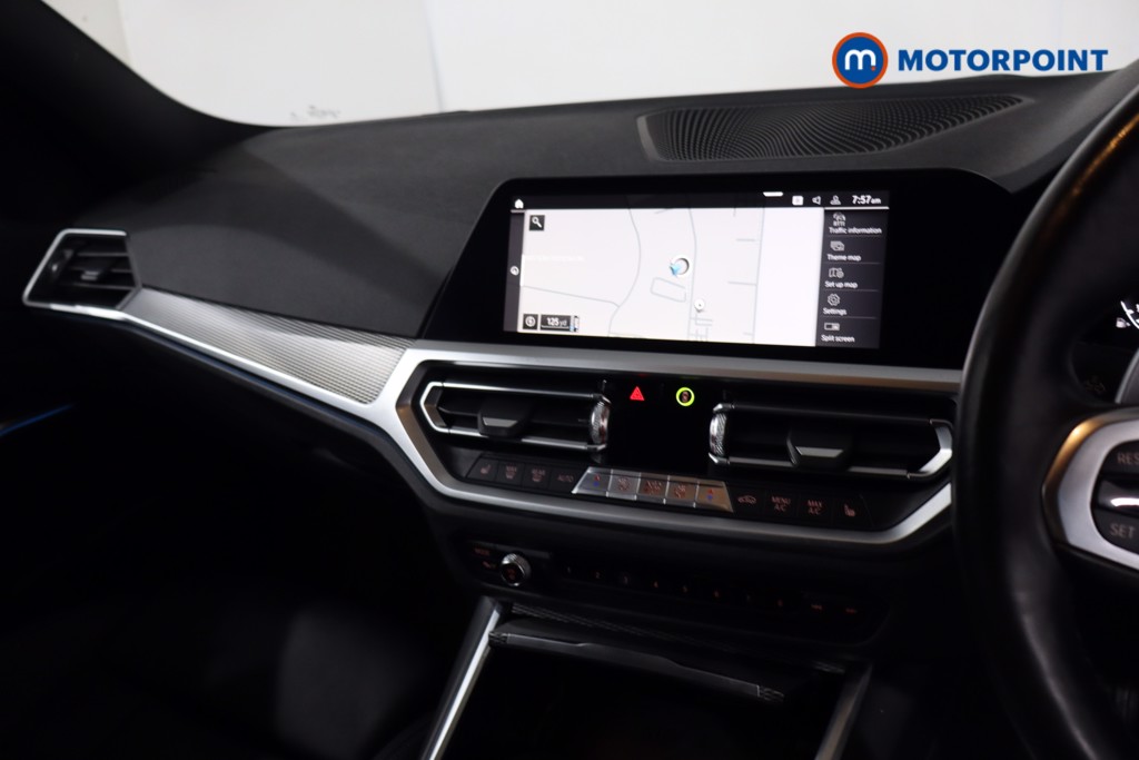 BMW 3 Series M Sport Automatic Petrol Plug-In Hybrid Saloon - Stock Number (1619798) - 19th supplementary image