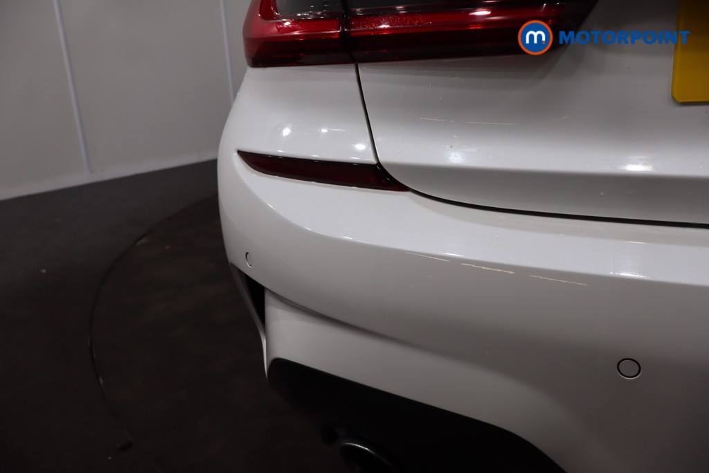 BMW 3 Series M Sport Automatic Petrol Plug-In Hybrid Saloon - Stock Number (1619798) - 41st supplementary image