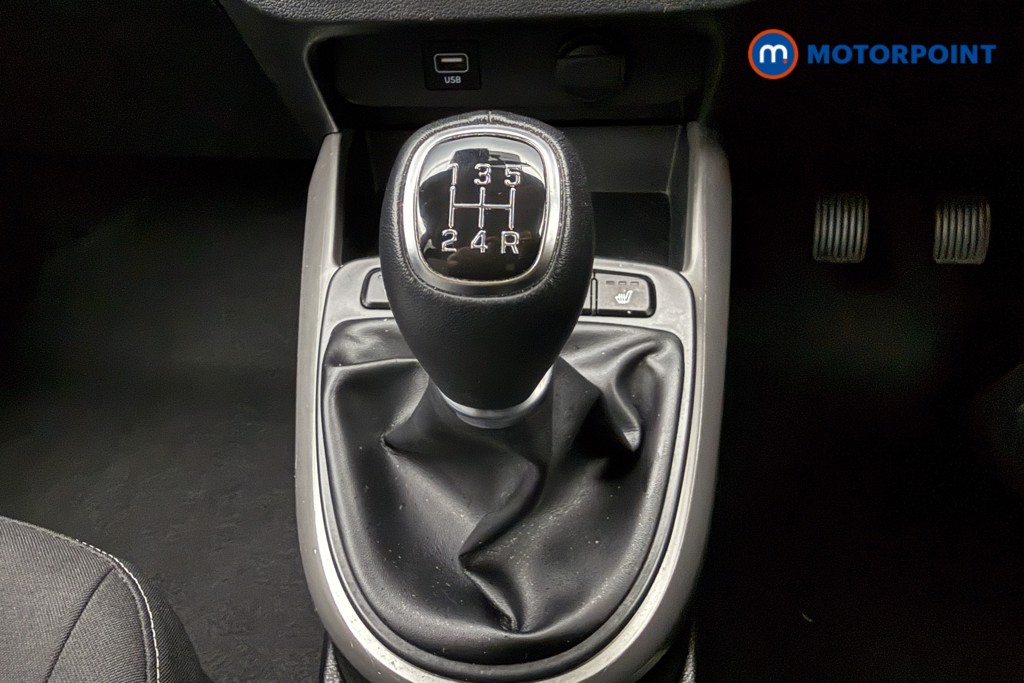 Hyundai I10 Premium Manual Petrol Hatchback - Stock Number (1620153) - 6th supplementary image