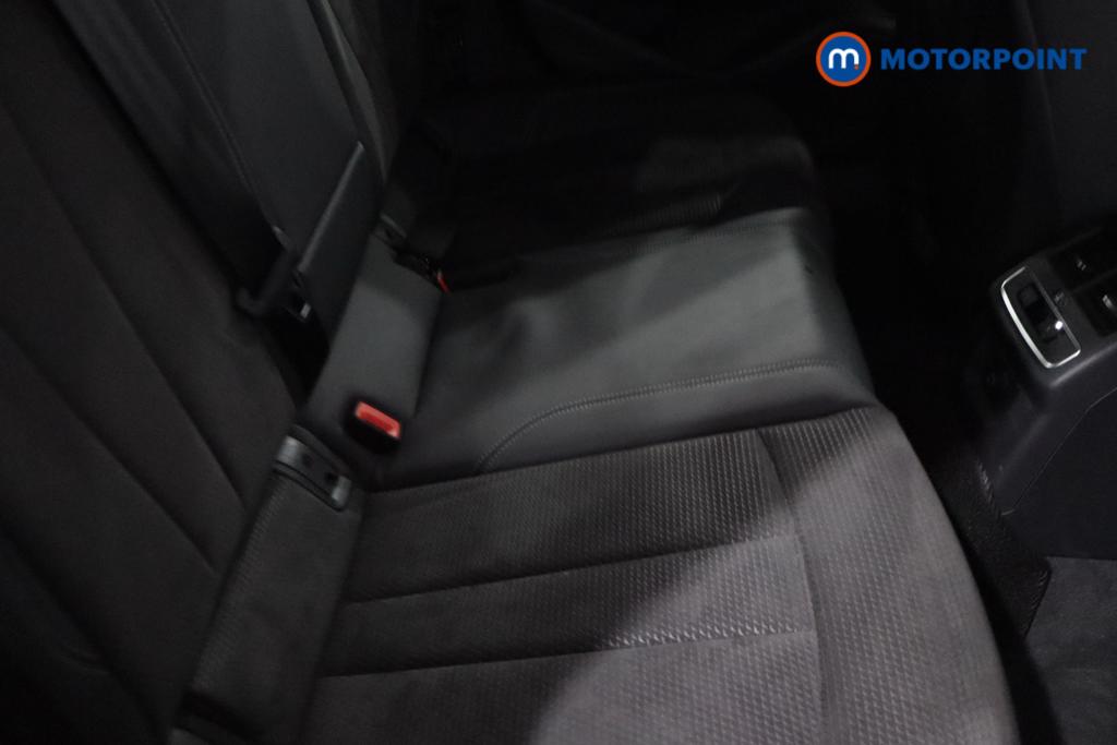 Audi A4 Black Edition Manual Petrol Estate - Stock Number (1620537) - 8th supplementary image