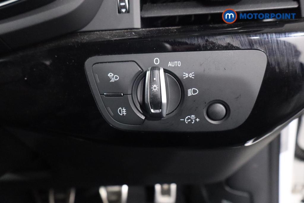 Audi A4 Black Edition Manual Petrol Estate - Stock Number (1620537) - 15th supplementary image