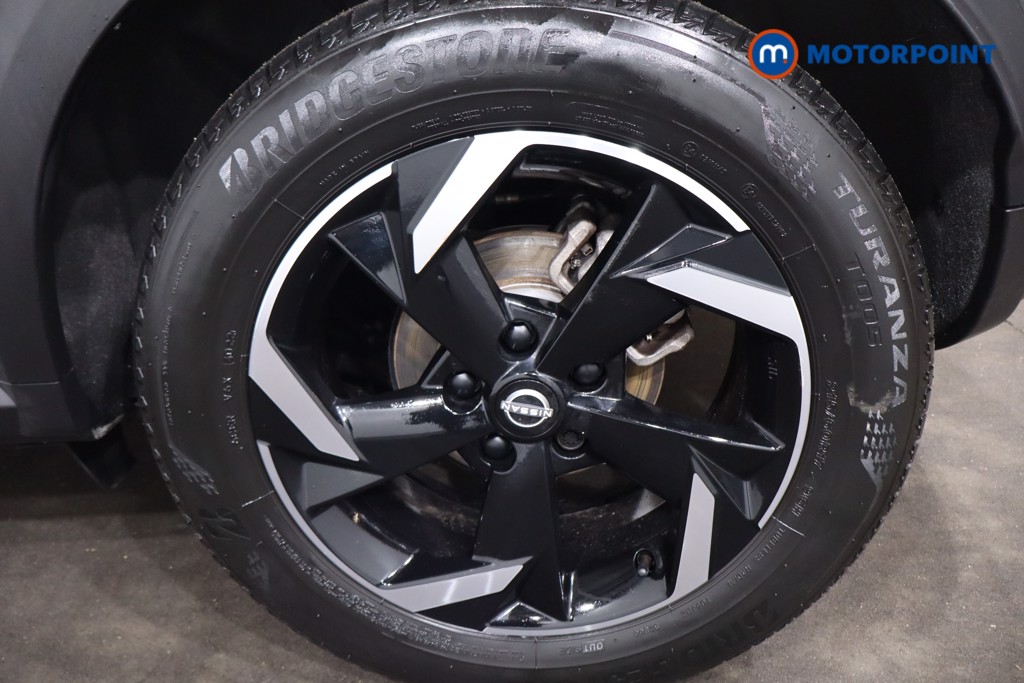 Nissan Juke N-Connecta Automatic Petrol-Electric Hybrid SUV - Stock Number (1620645) - 12th supplementary image