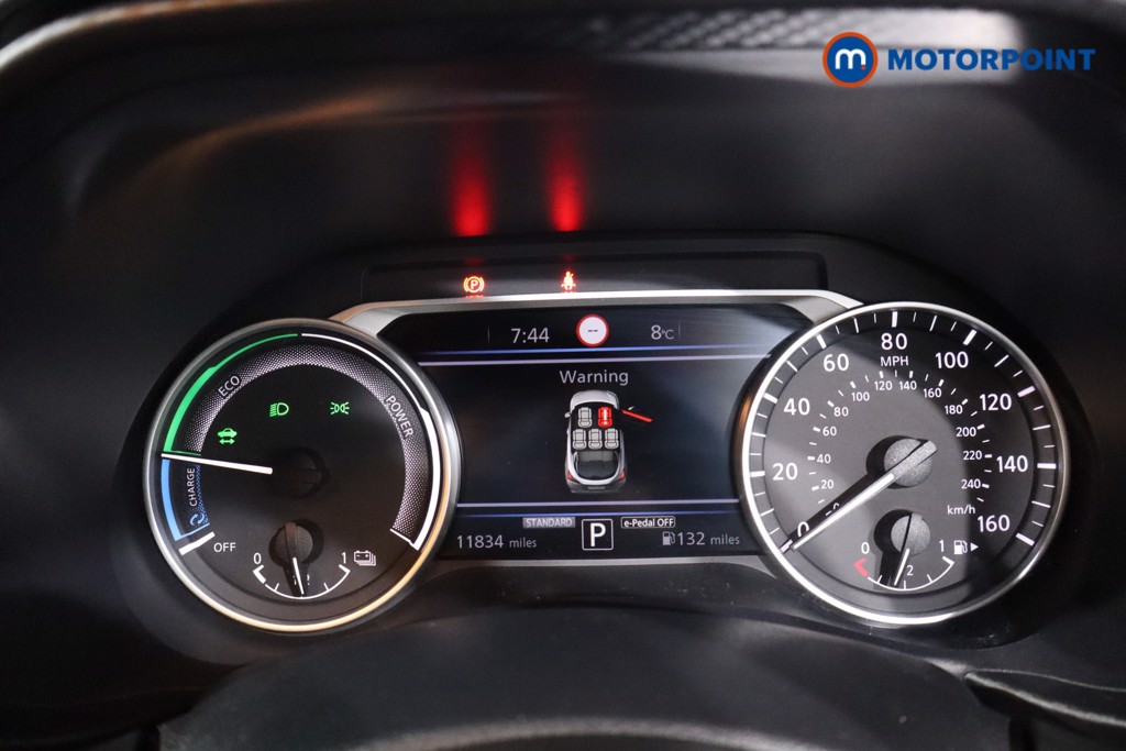 Nissan Juke N-Connecta Automatic Petrol-Electric Hybrid SUV - Stock Number (1620645) - 16th supplementary image