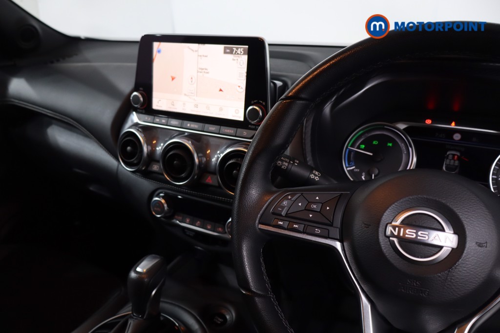 Nissan Juke N-Connecta Automatic Petrol-Electric Hybrid SUV - Stock Number (1620645) - 22nd supplementary image