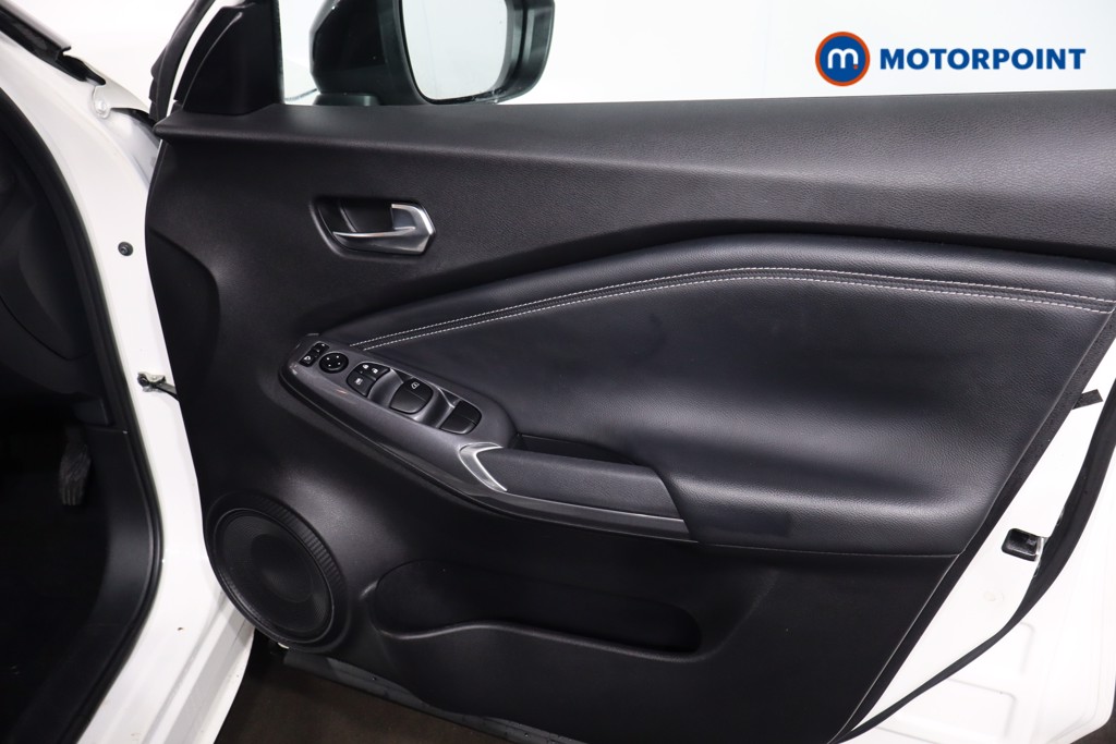 Nissan Juke N-Connecta Automatic Petrol-Electric Hybrid SUV - Stock Number (1620645) - 25th supplementary image